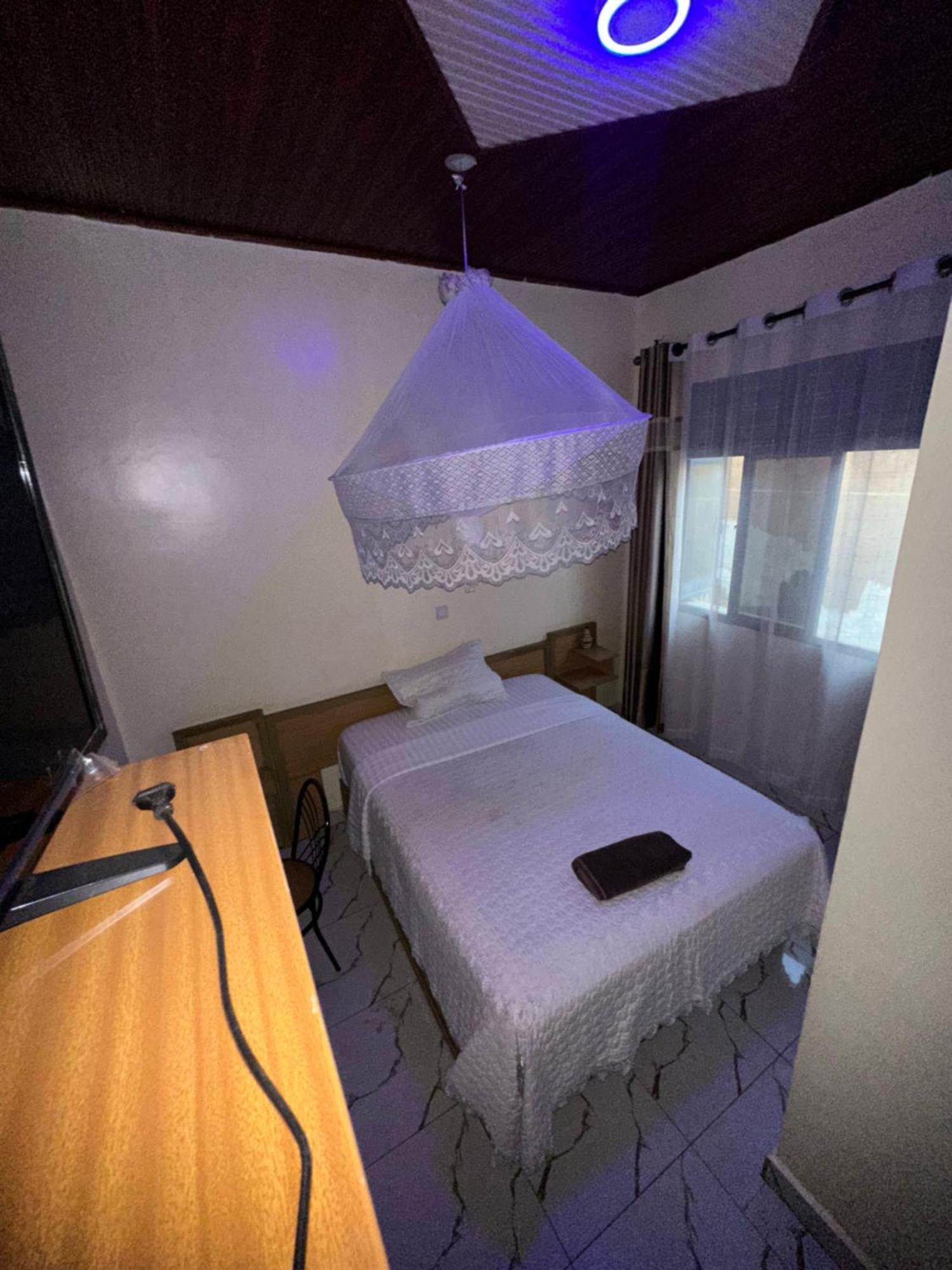 Anna Gold Hotel Kigali Bagian luar foto